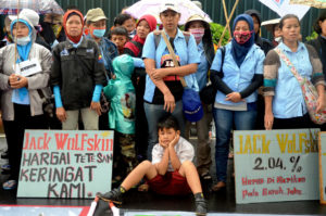 Photograph of workers protesting